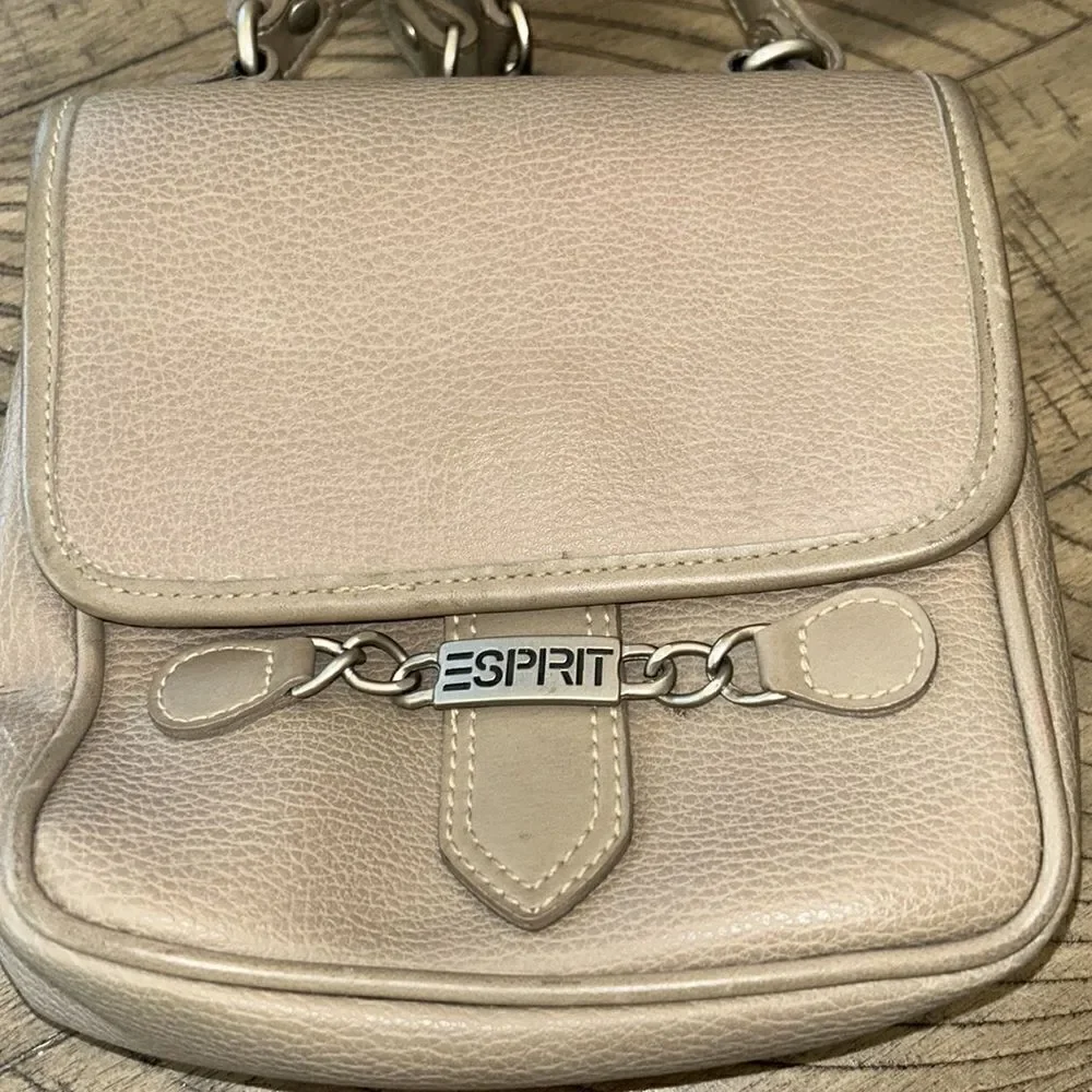 Espirit Vegan Imprinted Leather Look Crossbody and Easy Snap Convenience! ✈️ 🌆